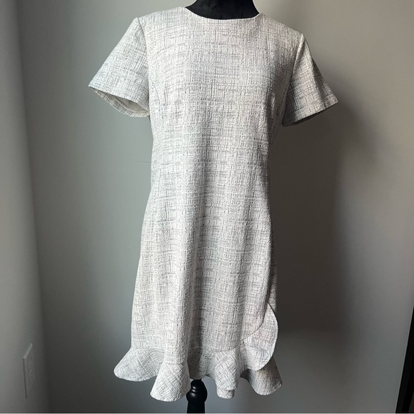 NWOT Ann Taylor Textured Cream/Grey Dress - Picture 2 of 11